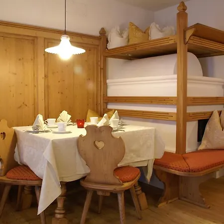 Rosarela Badia (South Tyrol)